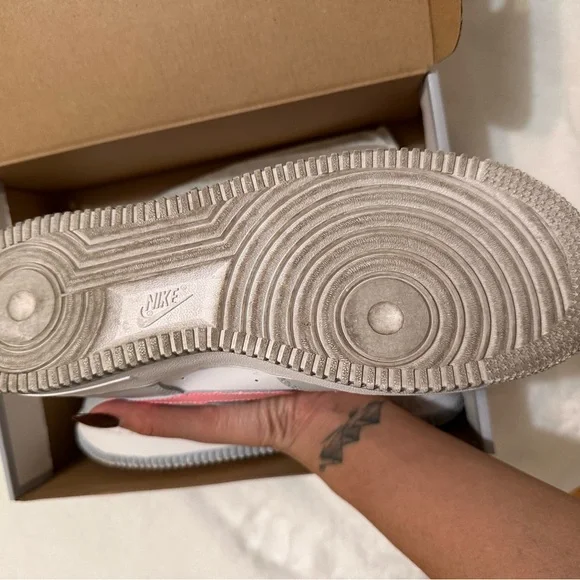 Hand painted AF1s - Picture 2 of 5